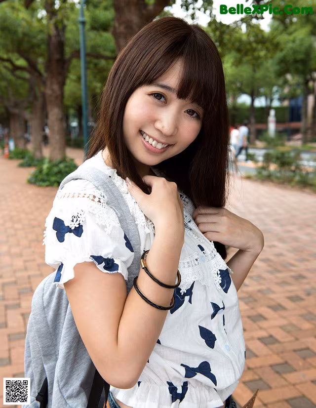 Kanna Koharu - Tight Images Smoking