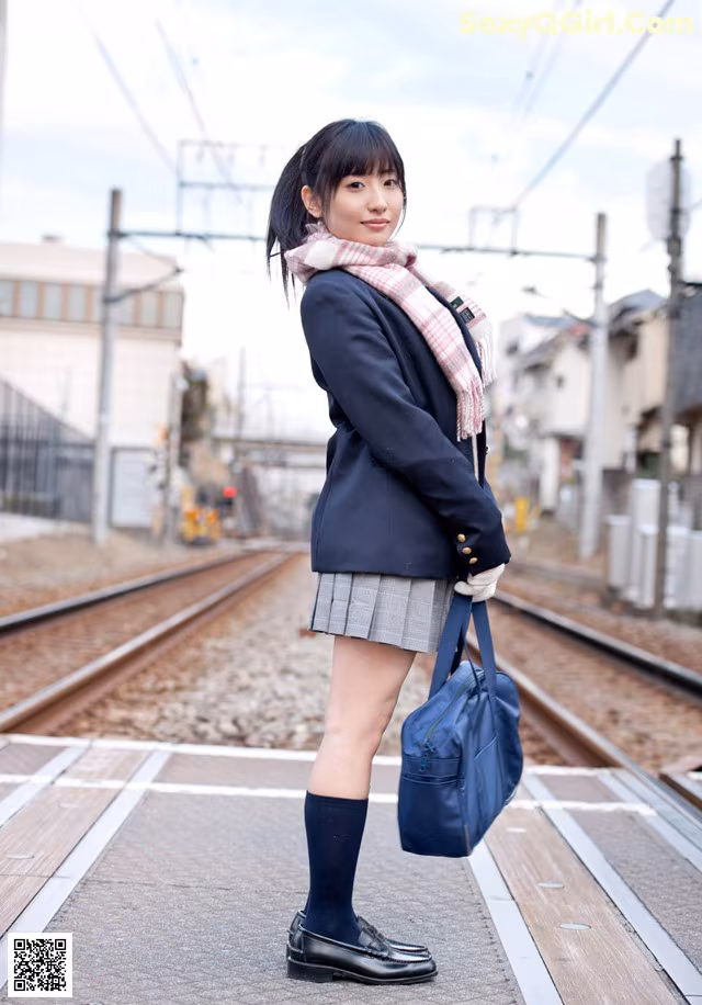 Arisa - Momsbangteens Women Expose